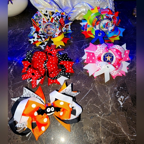 Other - Girls hair ribbon bows